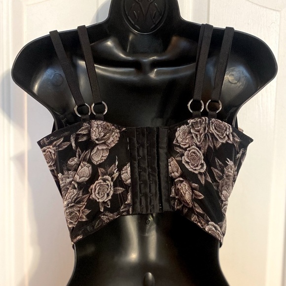 “VICTORIA’S SECRET” Luxe Floral Strappy Mesh Bustier - Picture 11 of 16